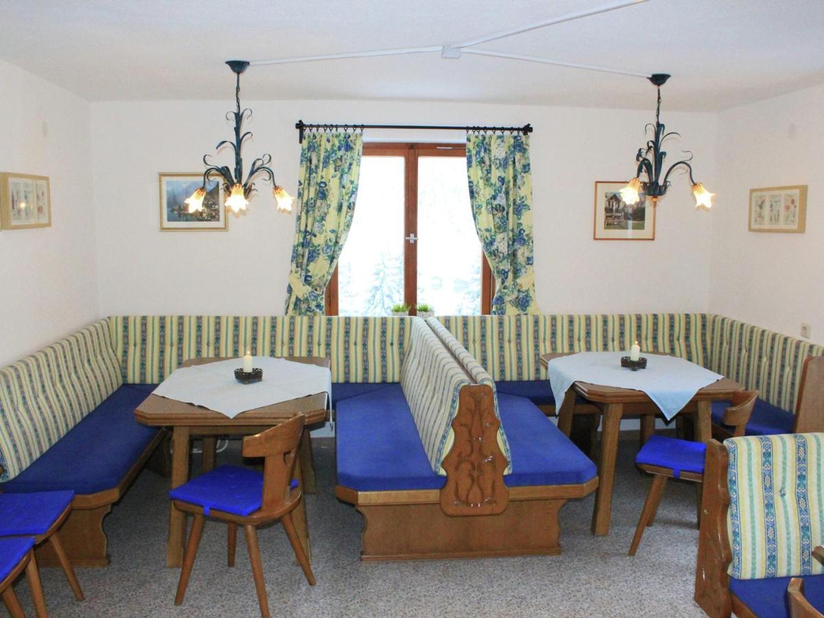 Spacious Holiday Home In Kappl With Terrace ภายนอก รูปภาพ