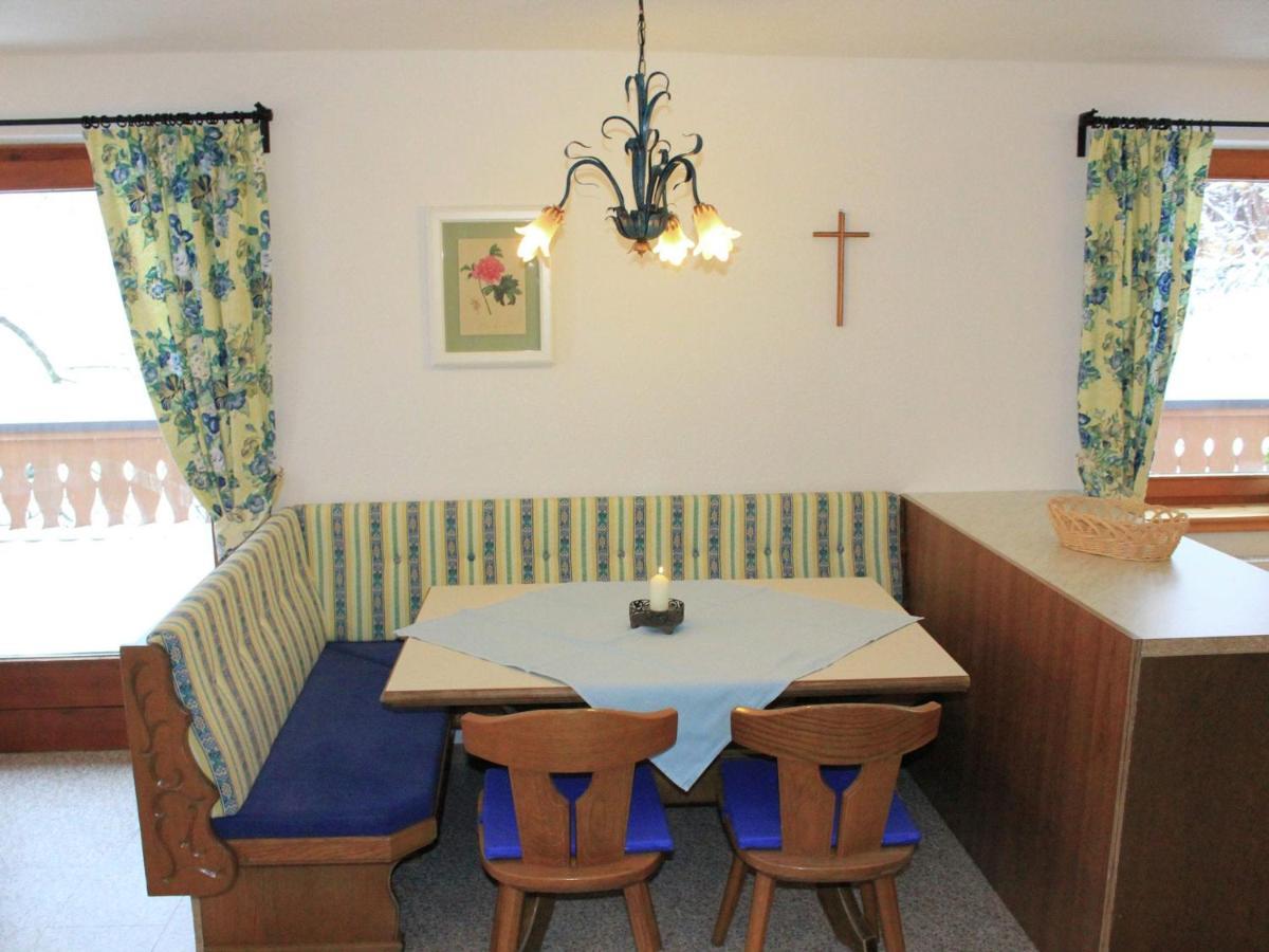 Spacious Holiday Home In Kappl With Terrace ภายนอก รูปภาพ