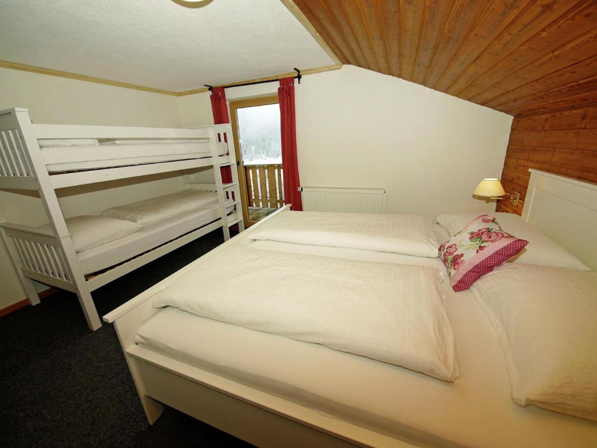 Spacious Holiday Home In Kappl With Terrace ภายนอก รูปภาพ