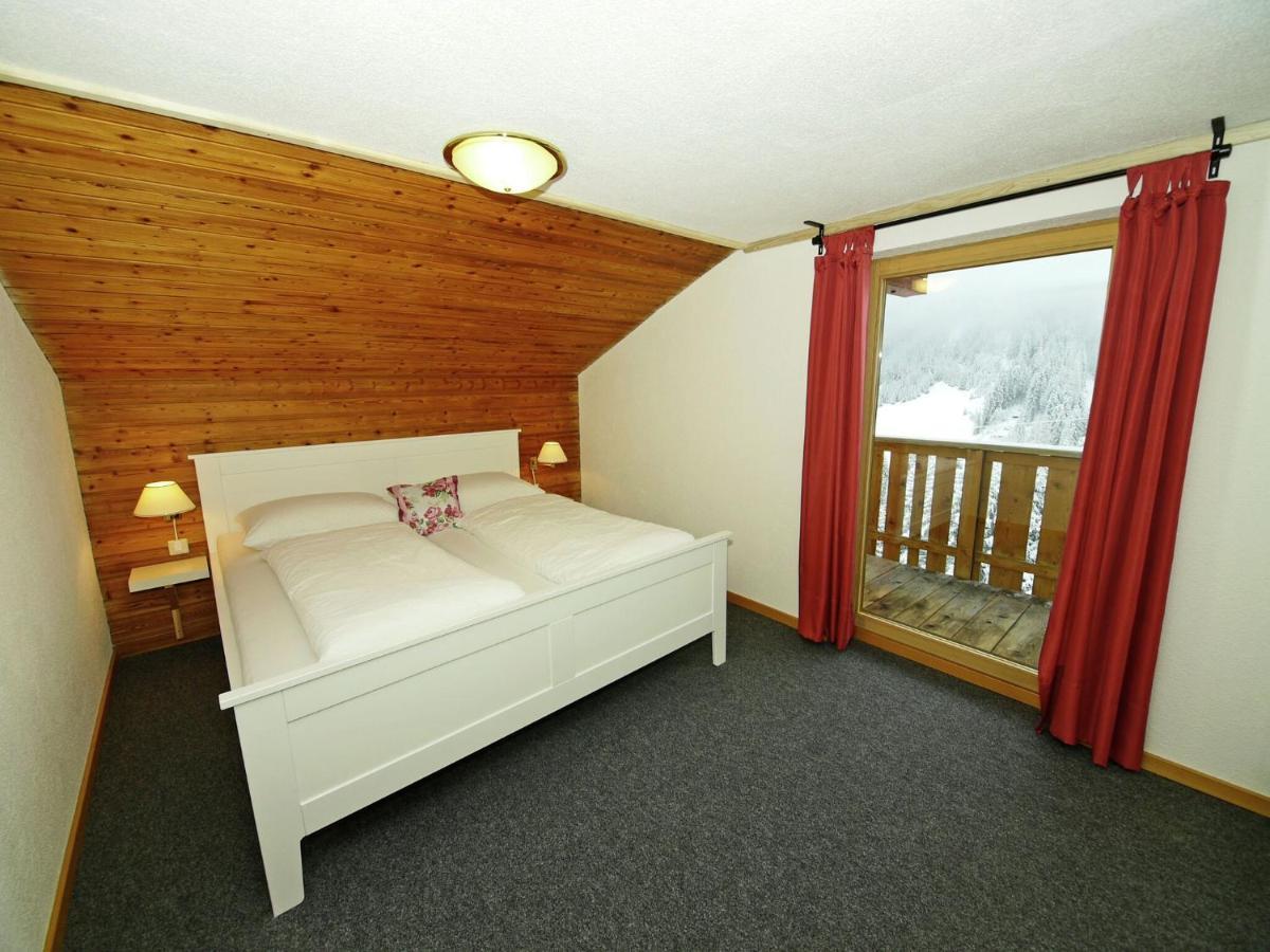 Spacious Holiday Home In Kappl With Terrace ภายนอก รูปภาพ
